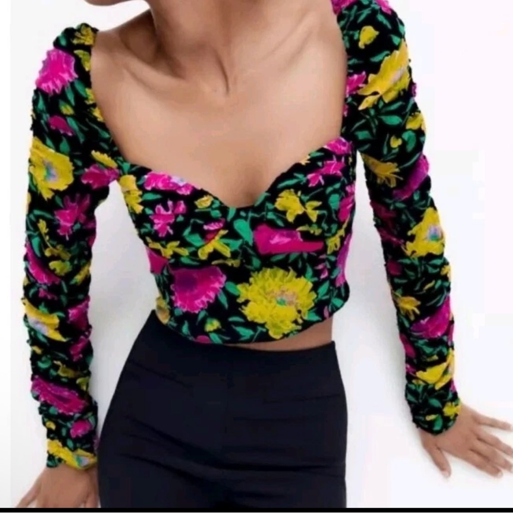 Zara Women’s Floral Print Sweetheart Neckline Long‎ Sleeve Crop Top - Picture 4 of 6